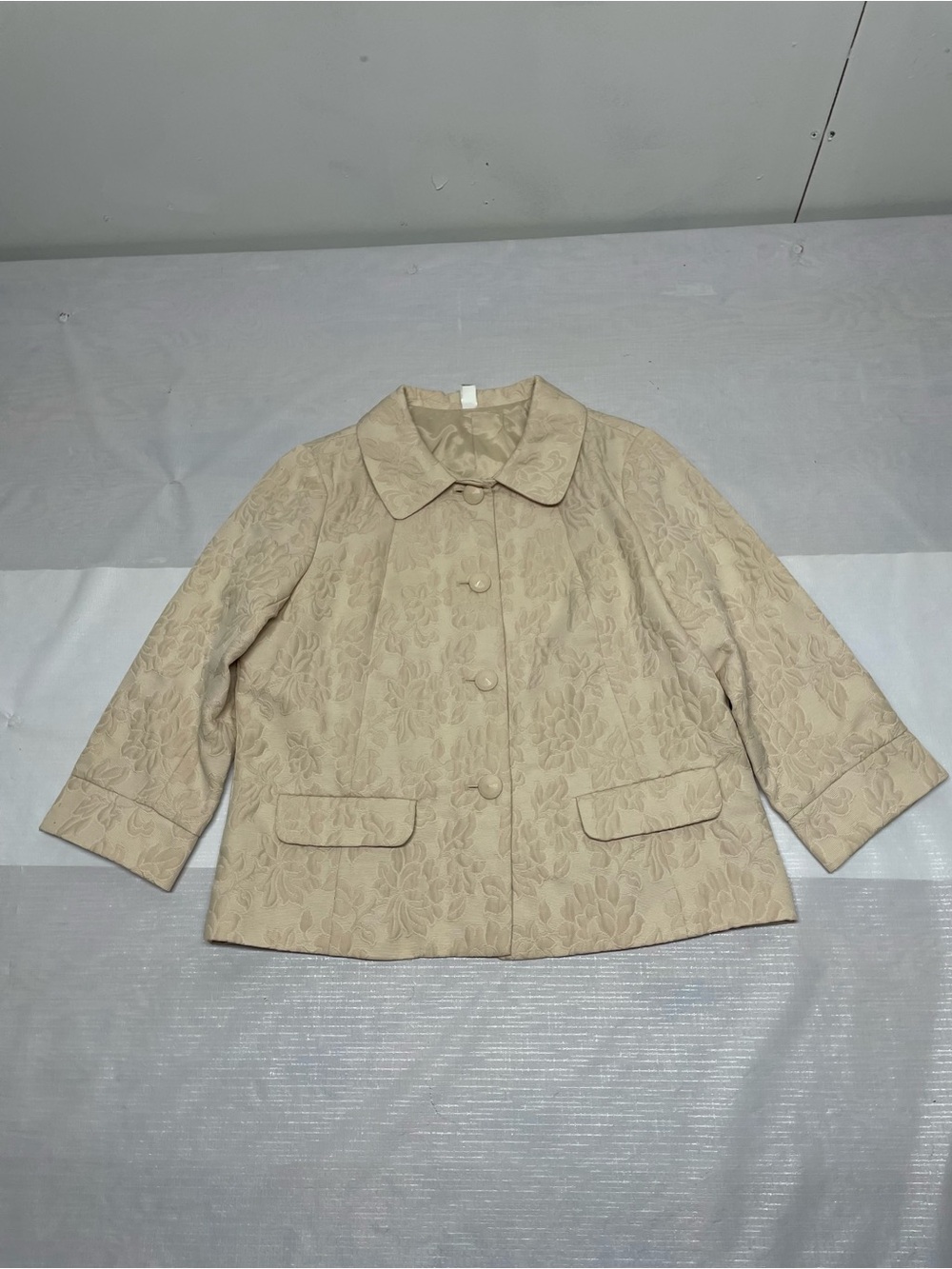 Old Navy Cream Quilted Floral Pea Coat Sz: Xl